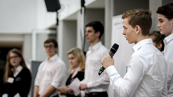 2016_Finale_Schueler_Praesentation.jpg